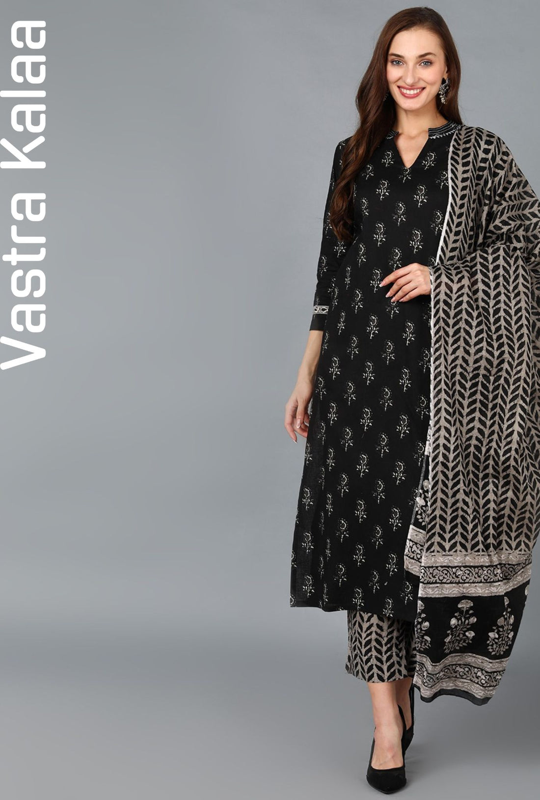 Poly Rayon Black With White Pattern Regular V-Neck Kurta Set