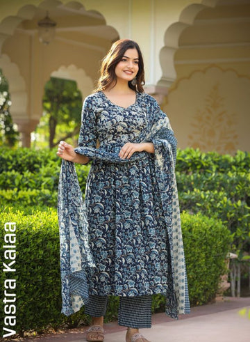 Poly Rayon Blue With White Floral  Pattern Regular Round Neck Kurta Set