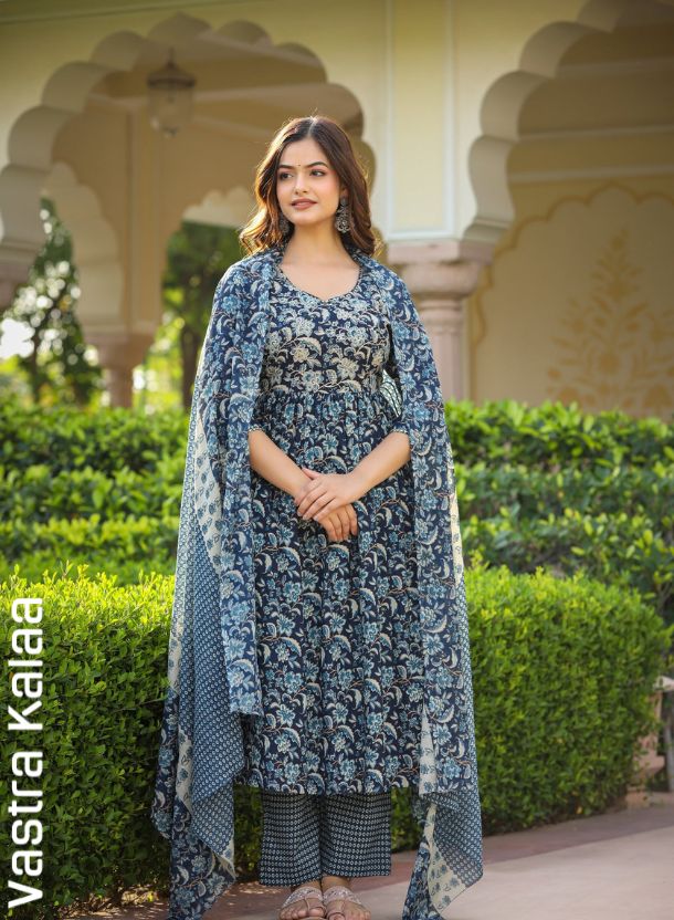 Poly Rayon Blue With White Floral  Pattern Regular Round Neck Kurta Set